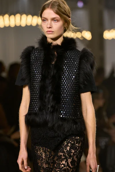 Look 26
